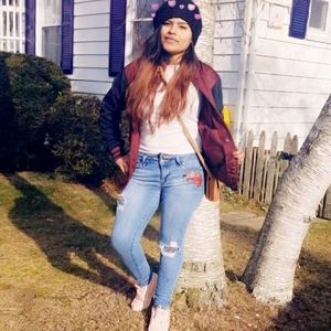 Meet your Posher, Rosee